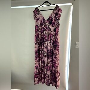 Giffniseti V-Neck floral print Maxi Dress